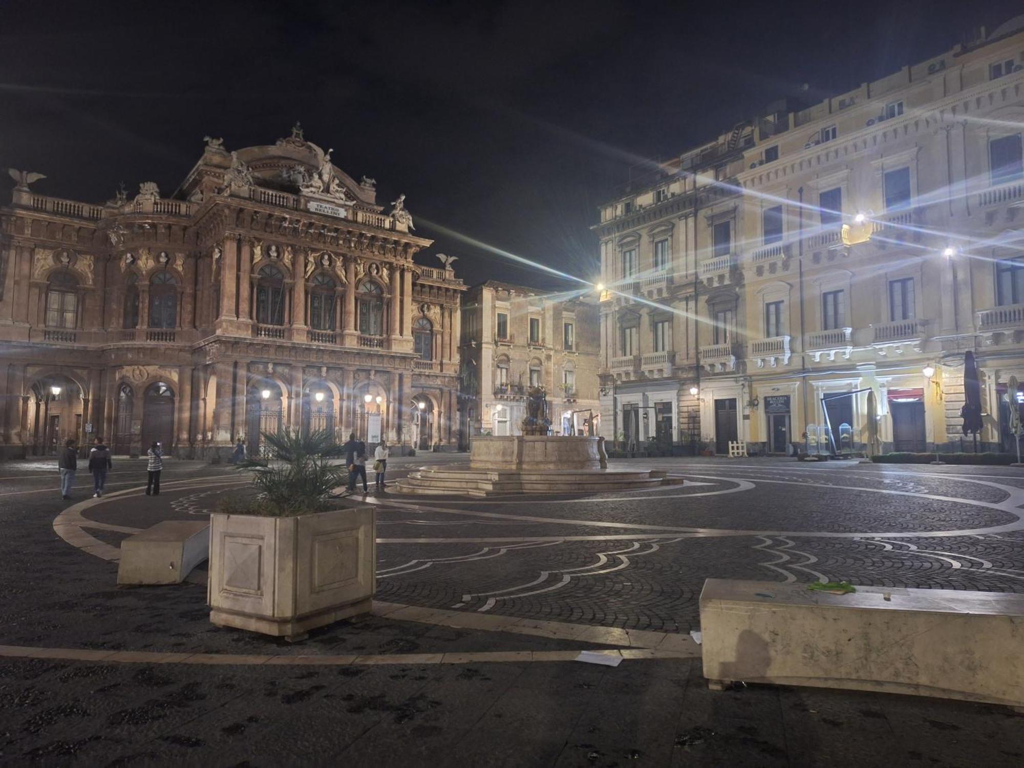 Casa Vacanze Al Teatro Catane Extérieur photo
