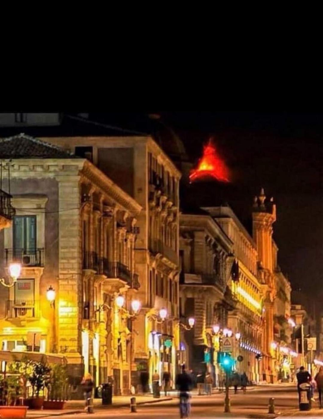 Casa Vacanze Al Teatro Catane Extérieur photo